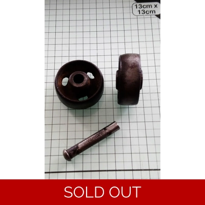 Singer treadle cast iron roller rare part title=